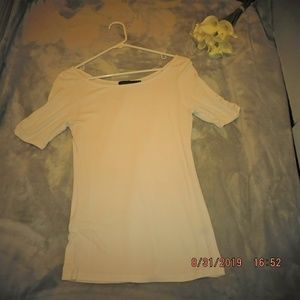 White "boat style" neck and 3/4 sleeves